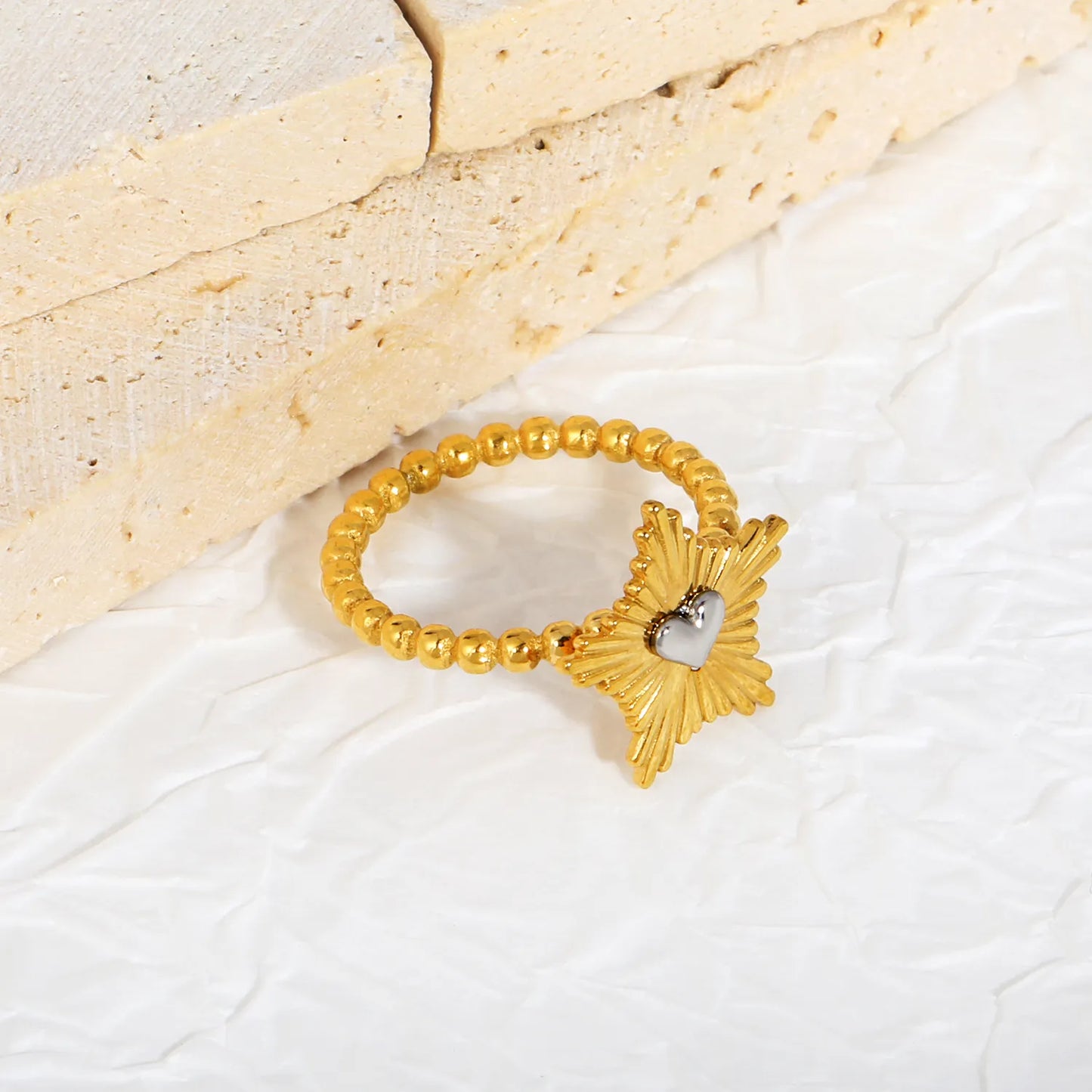 Two-Tone Sunburst Heart Ring | Sizes 6/7/8/9 | 18K Gold Plated Stainless Steel | Wholesale Bulk Order MOQ 12