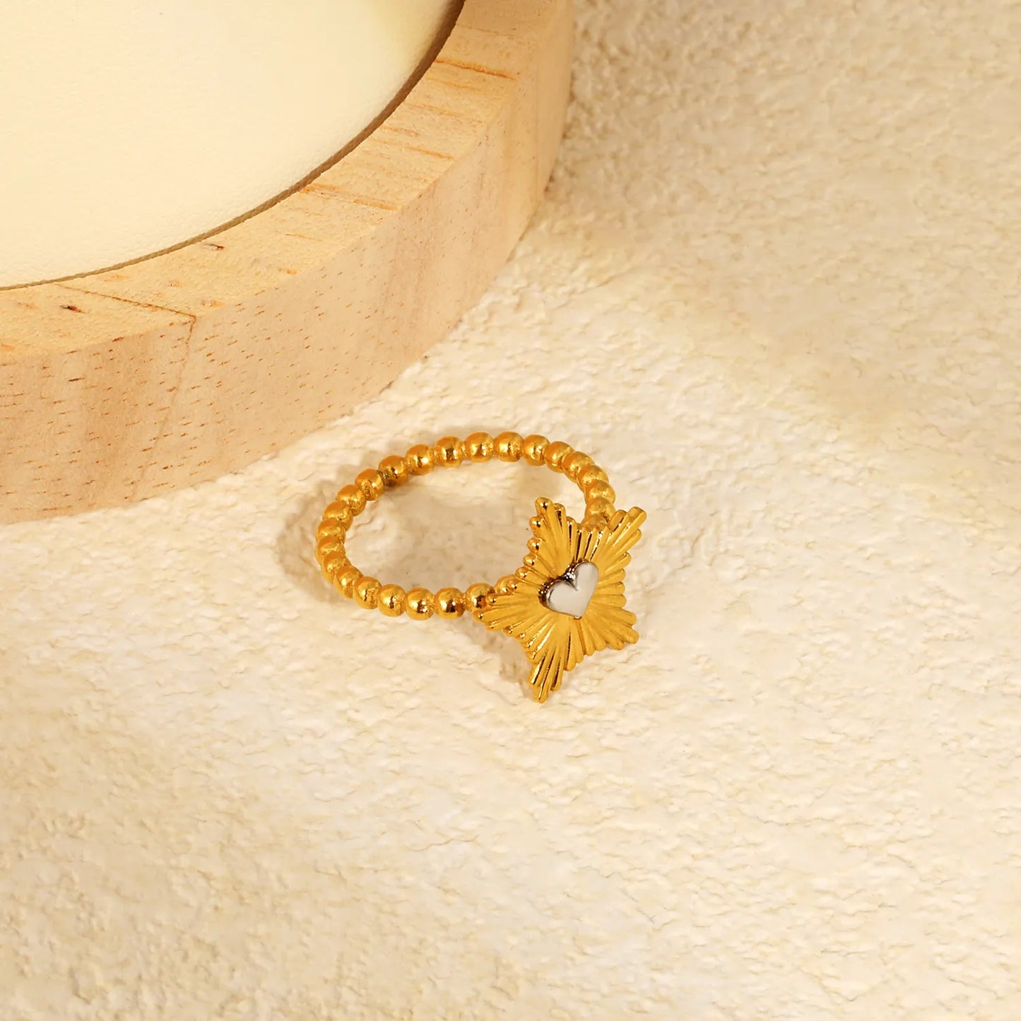 Two-Tone Sunburst Heart Ring | Sizes 6/7/8/9 | 18K Gold Plated Stainless Steel | Wholesale Bulk Order MOQ 12