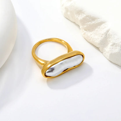 Elongated Baroque Pearl Statement Ring | 18K Gold Plated Stainless Steel | Wholesale Bulk Order MOQ 12 | Sizes 6/7/8