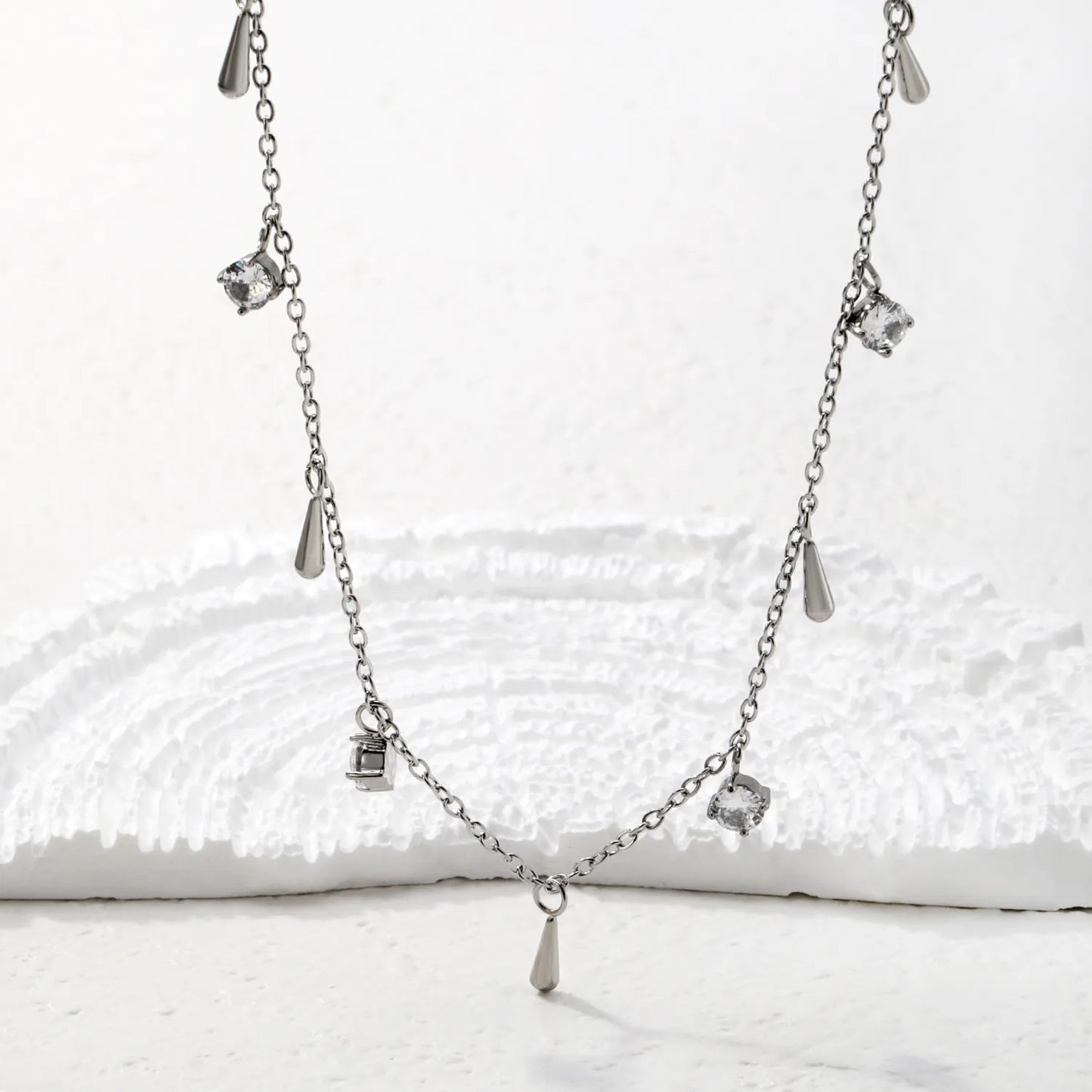 eardrop & CZ Charm Station Necklace| Adjustable 40+5cm | Gold & Silver Color Options | 18K Plated Stainless Steel | Wholesale Bulk Order MOQ 12