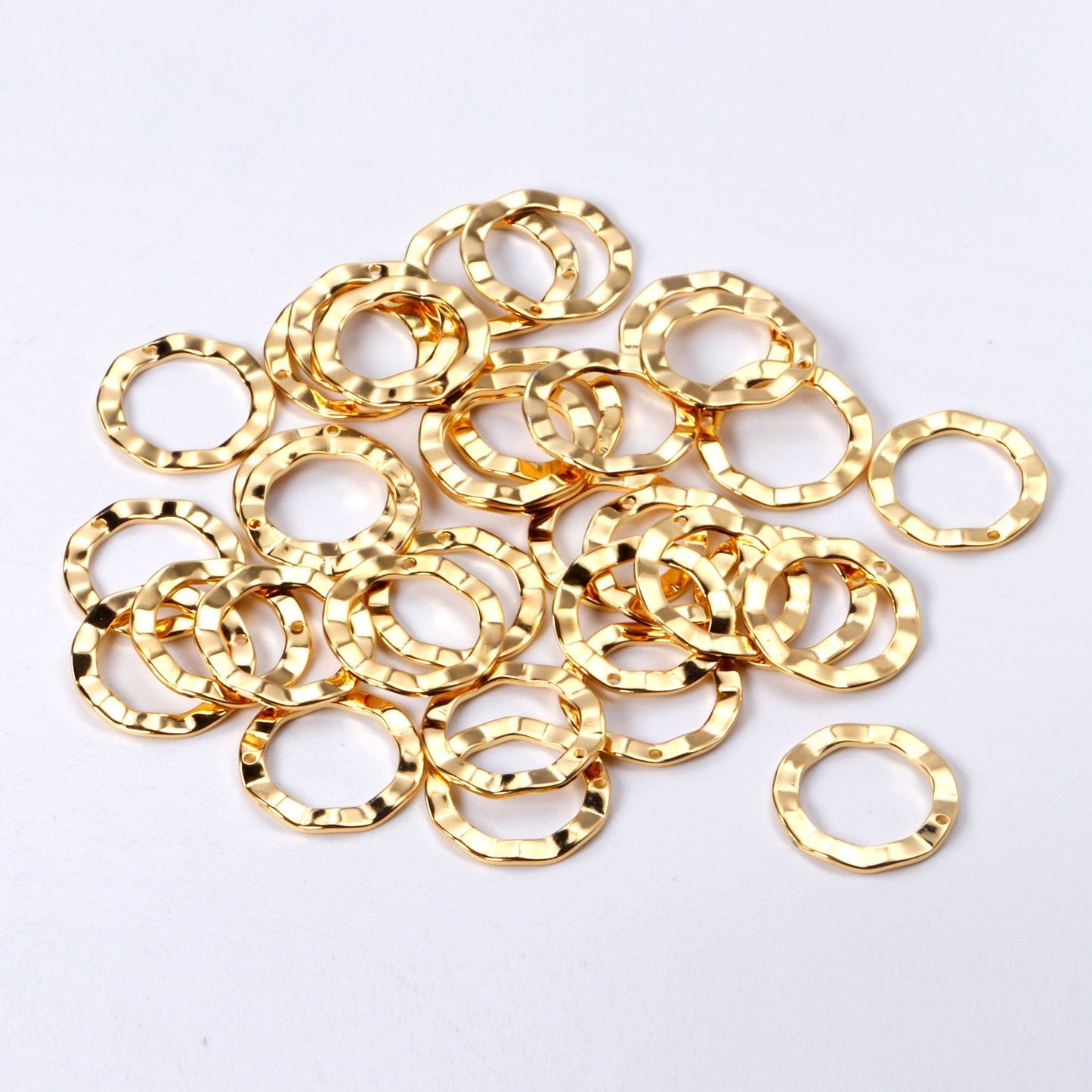 ASON 100 Pcs/Lot Fashion Round Charm Stainless Steel Hollow Out Pendant Wholesale For Necklace Bracelet Jewelry Making Supplies