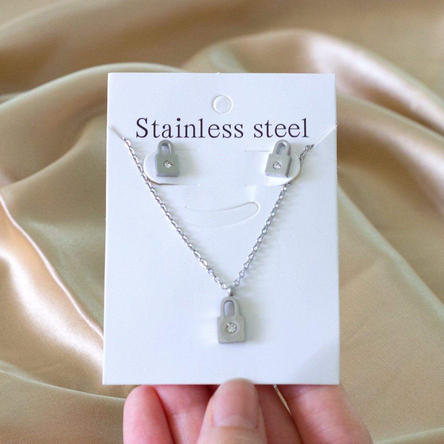 Dubai Wedding Jewelry Sets Stainless Steel Earings Lock Pendant Necklace Set For Women Girls Indian Jewelry Sets
