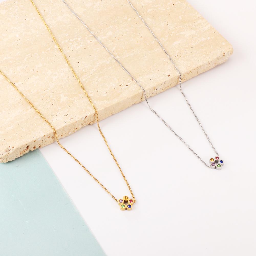 Simple Bohemian Colorful Crystal Flower Necklace for Women Girls Chic Boho Clavicle Cuban Link Chain Collier Femme