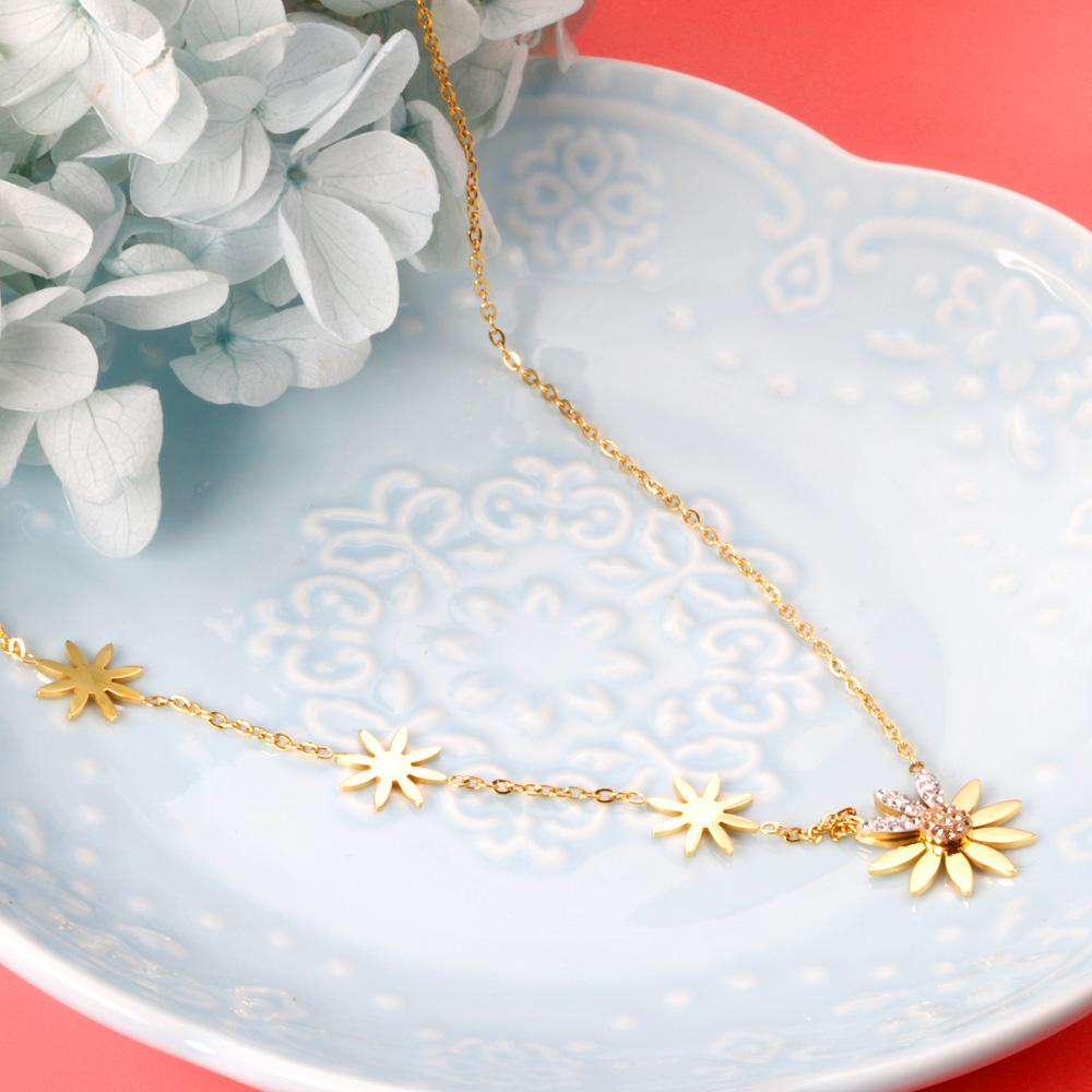 Fairy Ladies Floral Pendant Necklaces Daisy Cute Charms collares para mujer Vintage Boho Jewelry Flower Chokers New