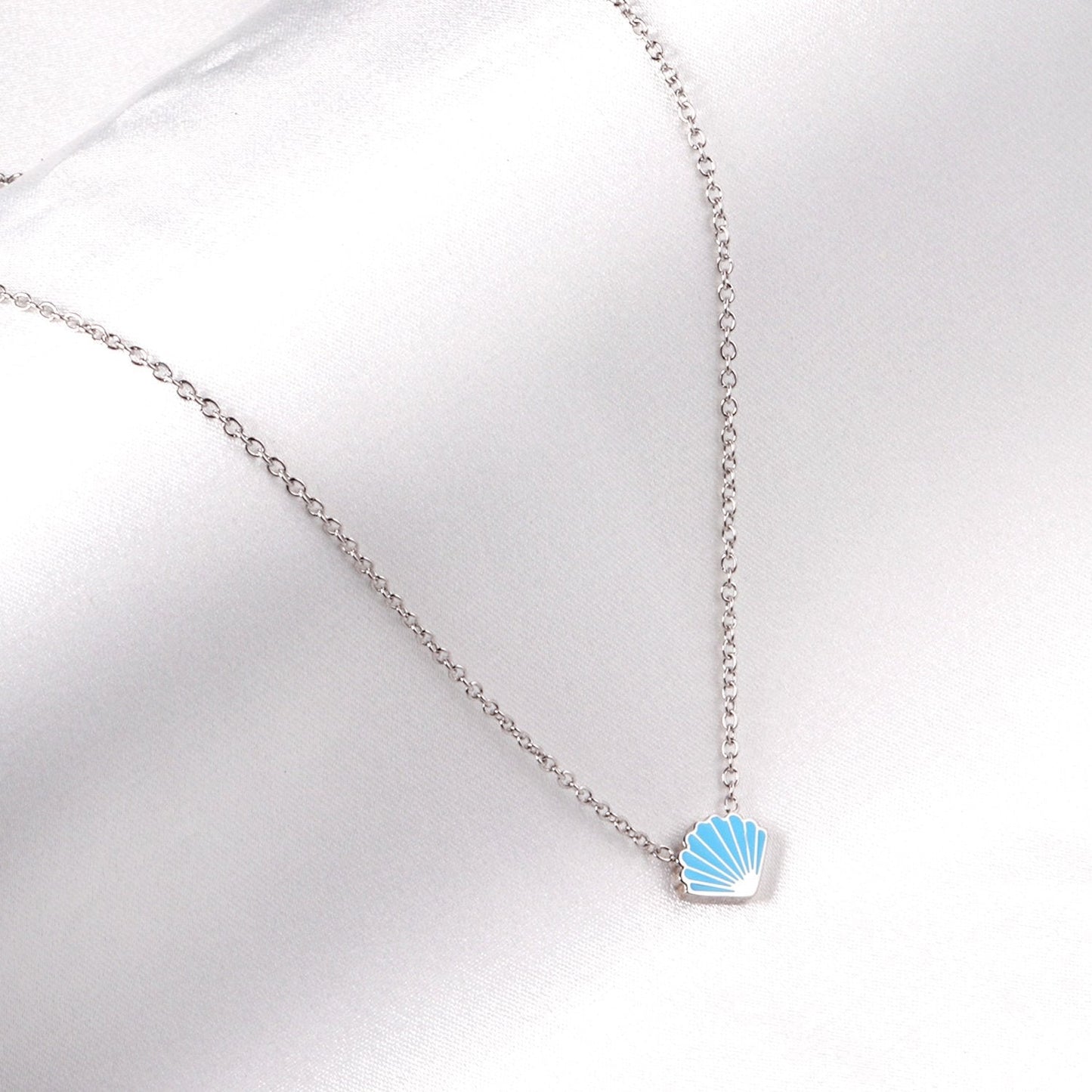 Rainbow Candy Pendant Necklace Women Stainless Steel Jewelry Wholesale Shell Fashion Pendant For Christmas Gifts