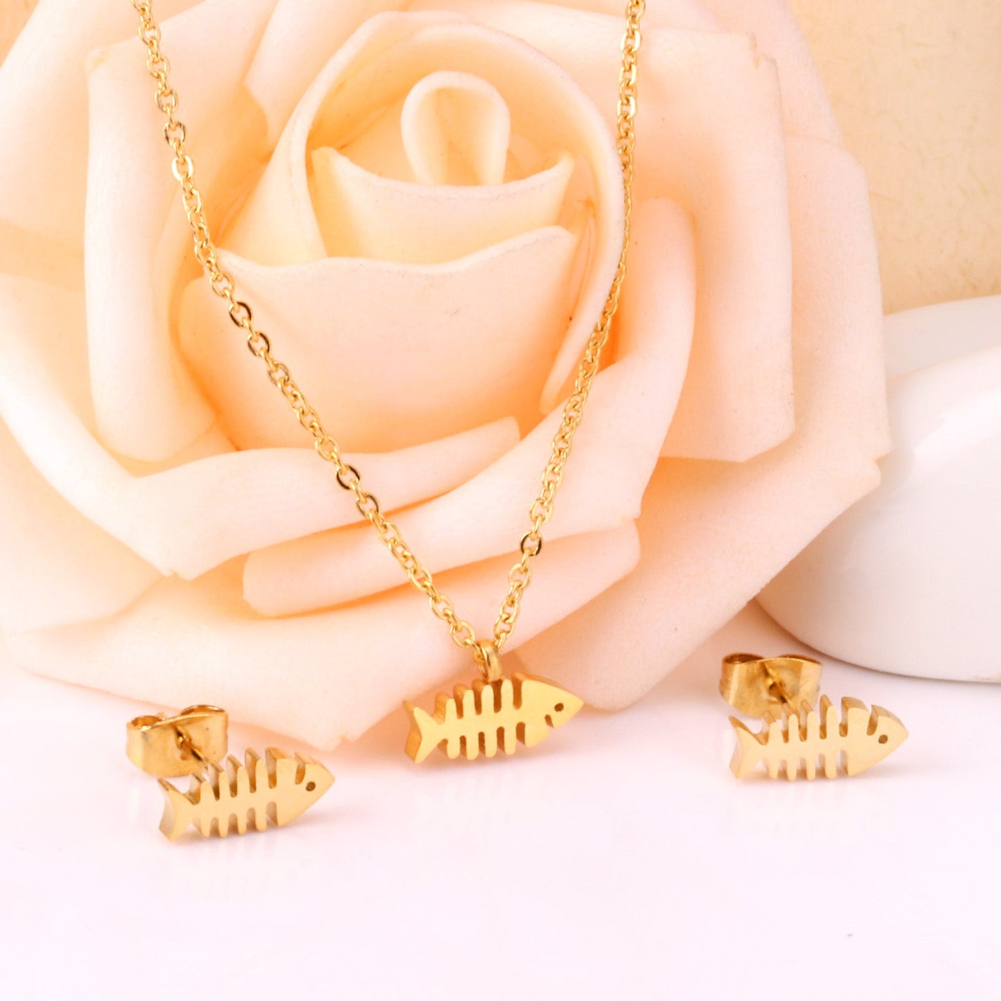 Steel/Gold Cut Smooth & Frosted Jewelry Set without Diamonds