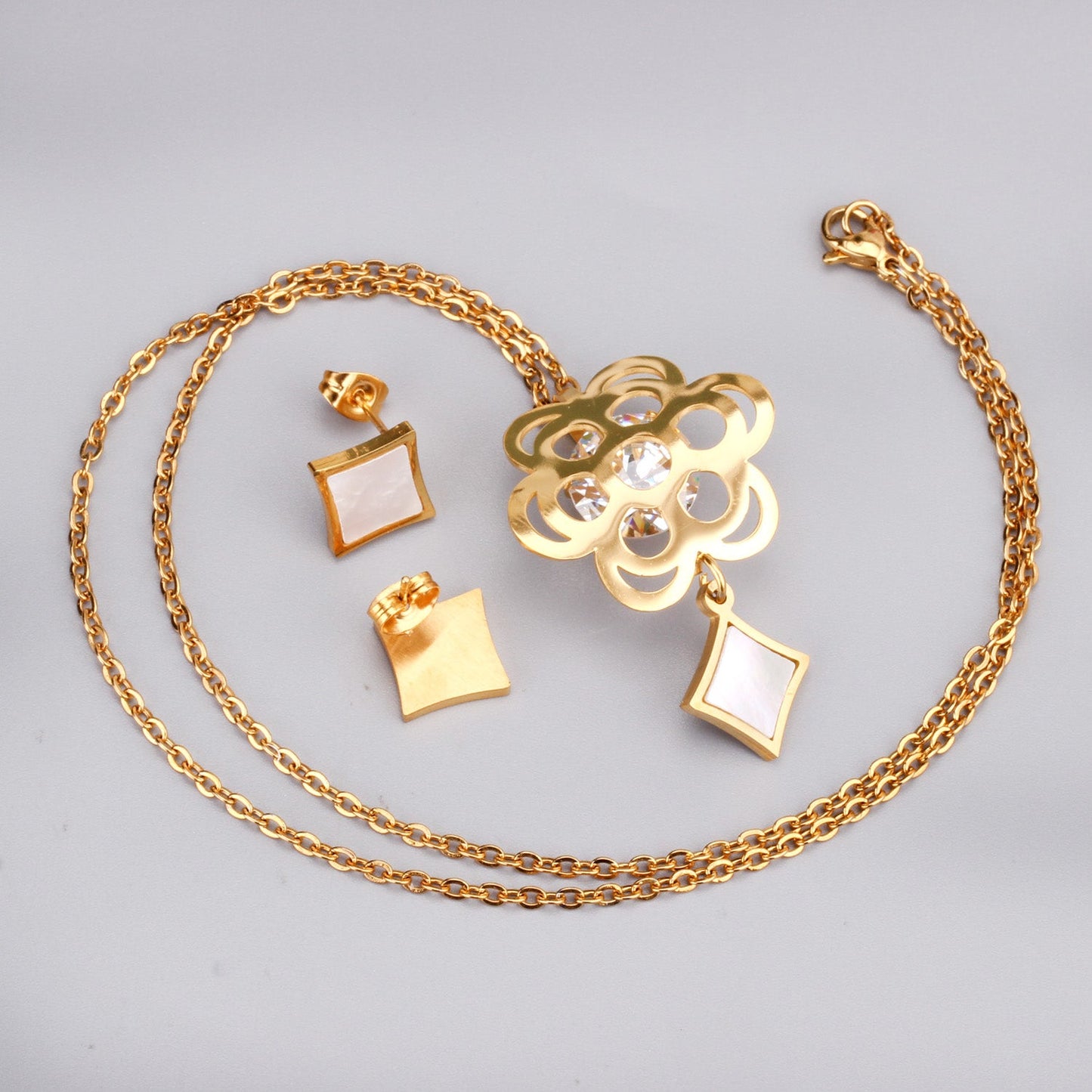 Gold Flower with Square Pendant Surface Set with Seashells Jewelry Set