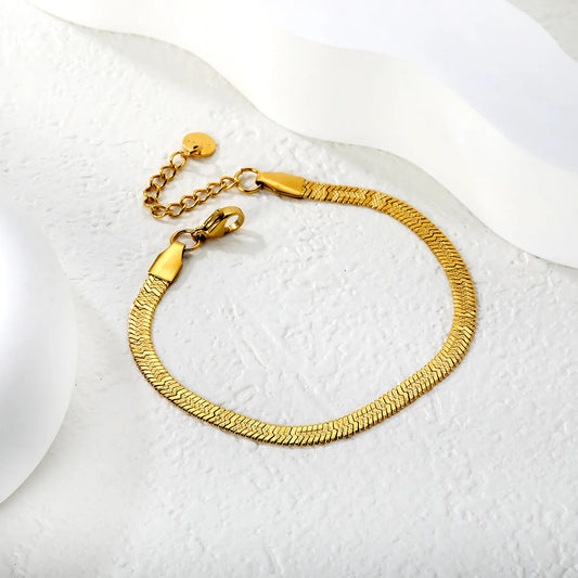Wholesale Textured Herringbone Chain Bracelet in Gold Stainless Steel | Flat Snake Link Bracelet | Minimalist Jewelry