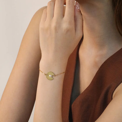 Wholesale Wing Pearl Bracelet | 15.8x15.2mm Angel Wing Charm | 18cm Gold Plated Stainless Steel | Romantic Celestial Jewelry