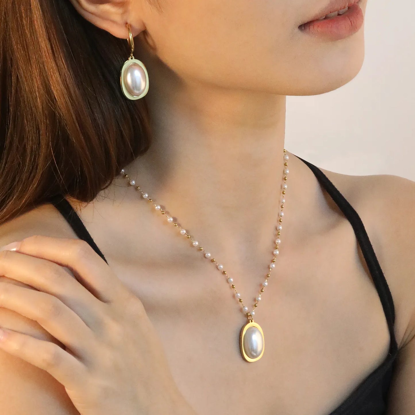 Wholesale Stainless Steel Pearl Jewelry Set - Gold Earrings & Pendant (16.3x23.6mm) with 3mm Pearls & 40+5cm Chain