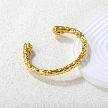 ✨ Wholesale 6mm Hammered Teardrop Bangle | Gold/Steel | 60mm