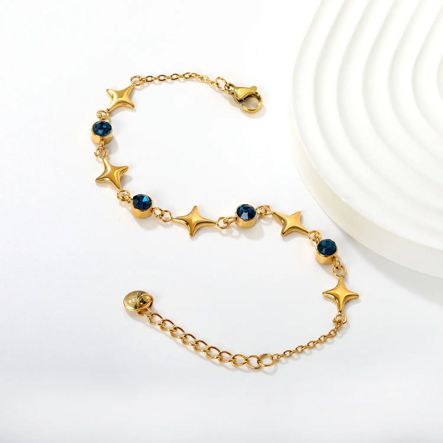 Wholesale Star Zircon Bracelet | 9x8mm Star & 5mm Round Zircon Design | 17+3cm Gold Plated Chain | Stainless Steel Celestial Jewelry