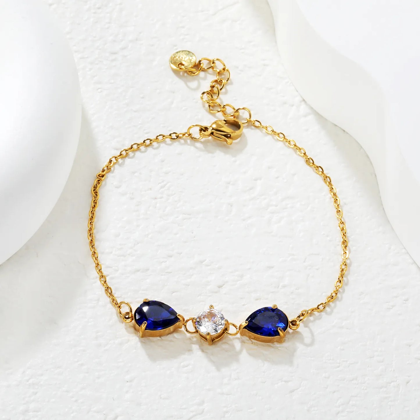 ✨💎 Wholesale Teardrop & Round Zircon Bracelet | 7x9mm White/Blue Zirconia 18+3cm Gold Plated Chain
