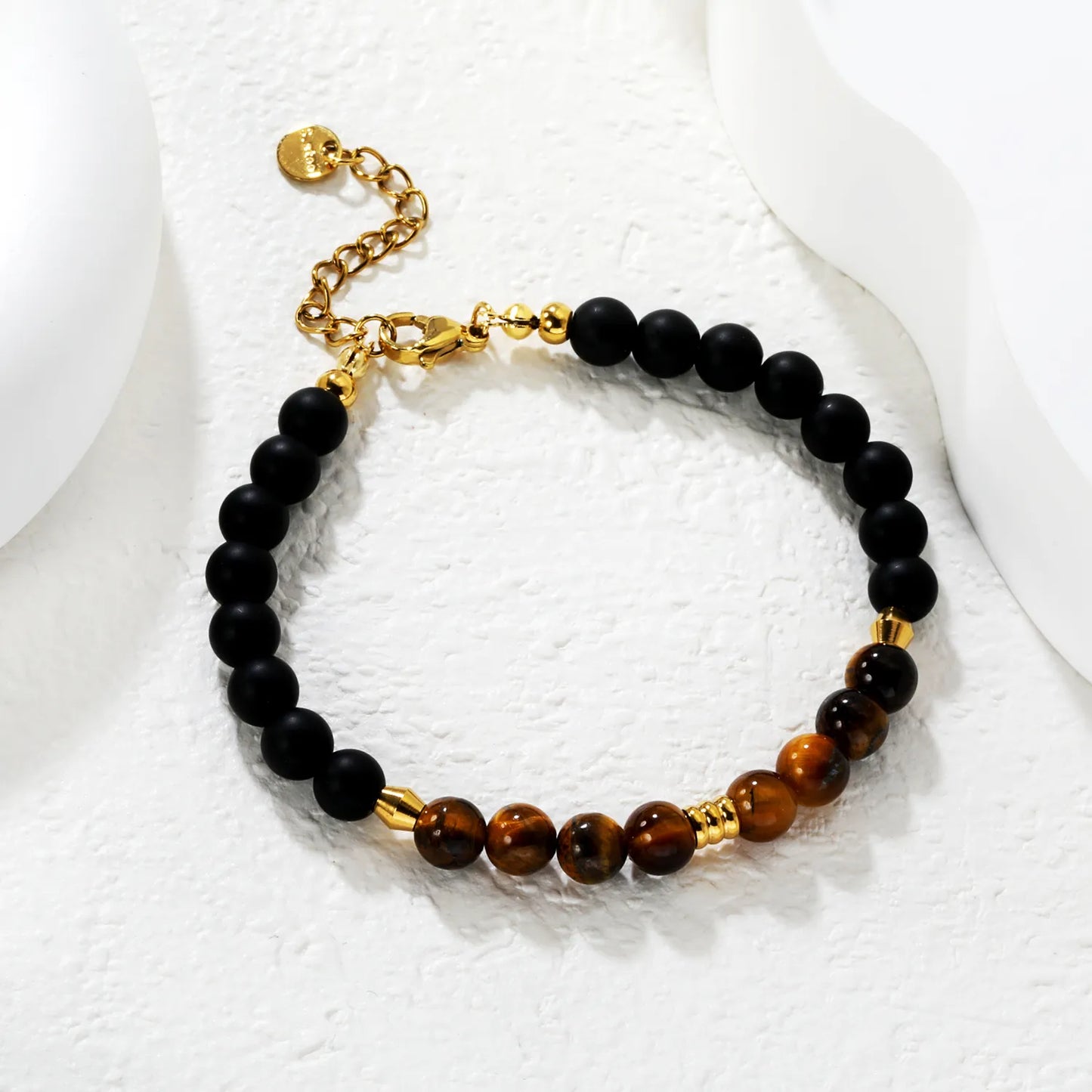 ✨ Wholesale Gold Amber Bead and Circle Charm Bracelet | 7mm Amber Glass Bead & 6mm Gold Coin Charm | 18+3cm Adjustable Surgical Steel Chain | Wholesale Boho Jewelry