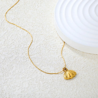 ✨ Wholesale Gold Shell Pendant Necklace | 13x10mm | Beach Jewelry