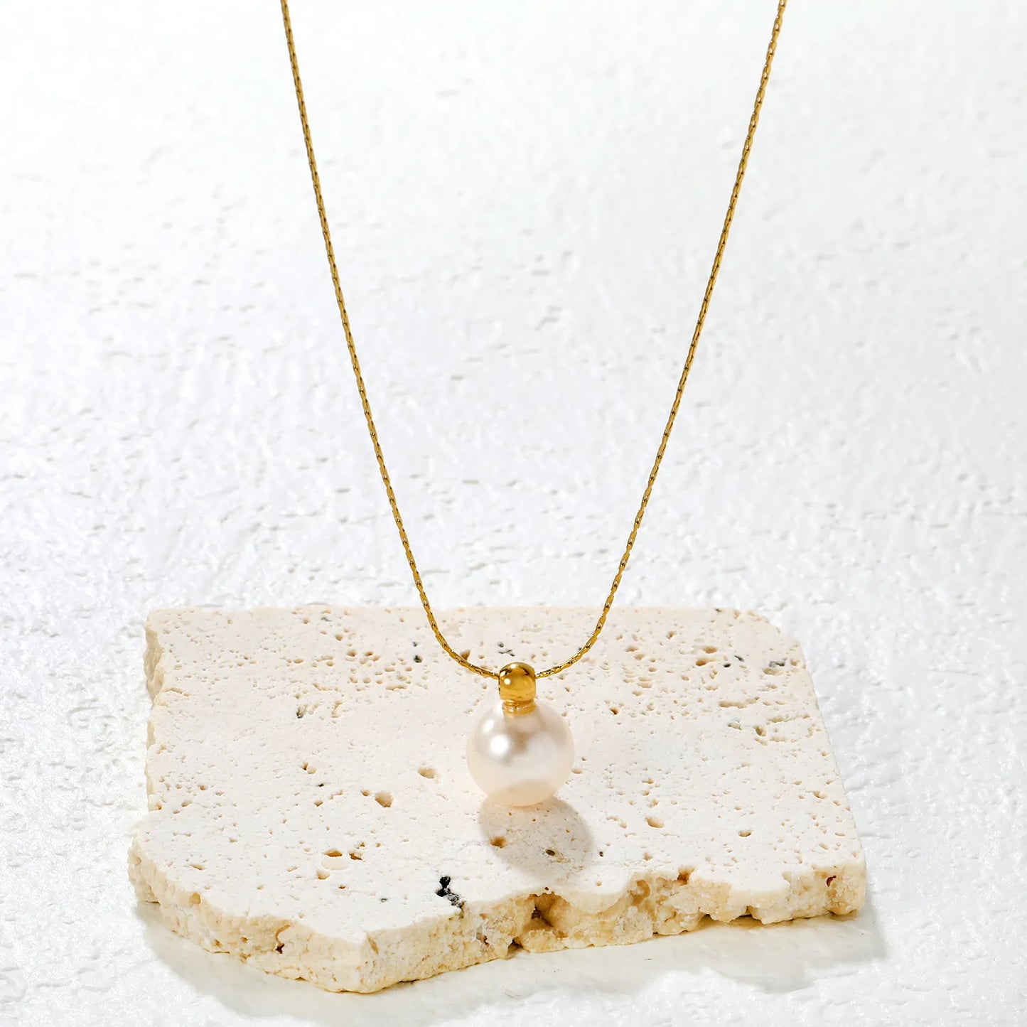 ✨ Wholesale 18k gold plated 10mm Pearl Pendant Necklace | Gold Stainless Steel Chain 42+5cm Classic Jewelry Bulk