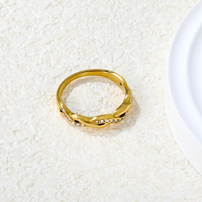 ✨ Wholesale 3.5mm Gold Twist Ring w/Diamonds | Emerald/Pearl